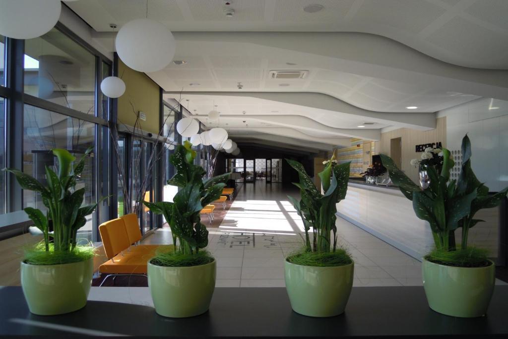 Hotel Poznanski A2 Lubon Luaran gambar