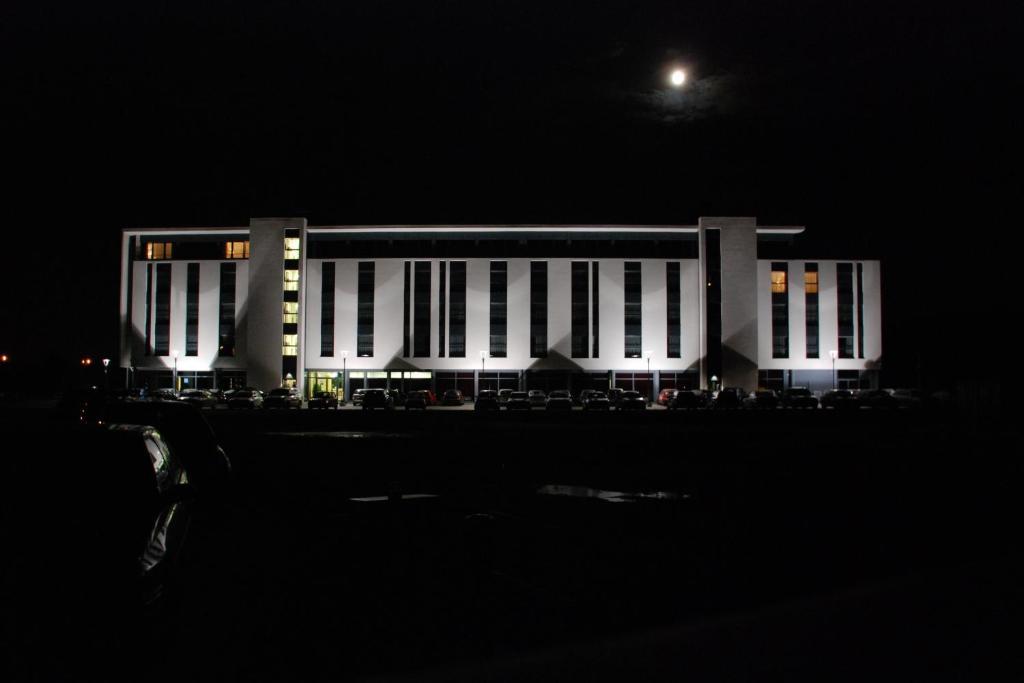 Hotel Poznanski A2 Lubon Luaran gambar