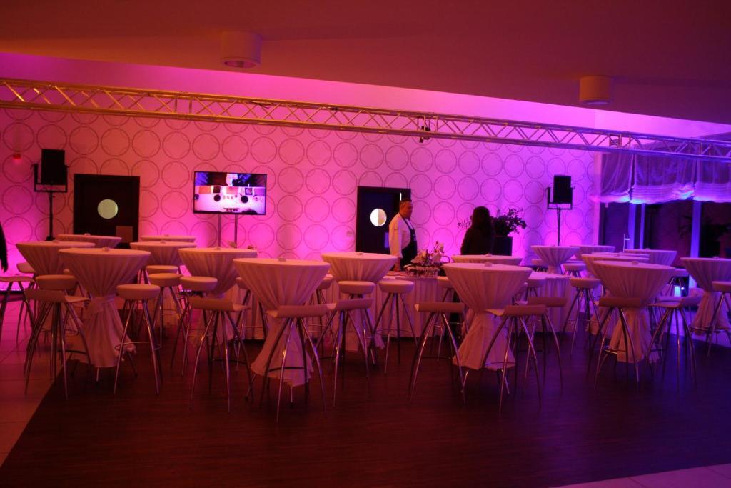 Hotel Poznanski A2 Lubon Luaran gambar