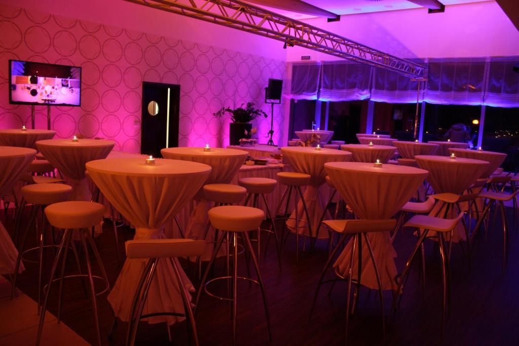 Hotel Poznanski A2 Lubon Luaran gambar