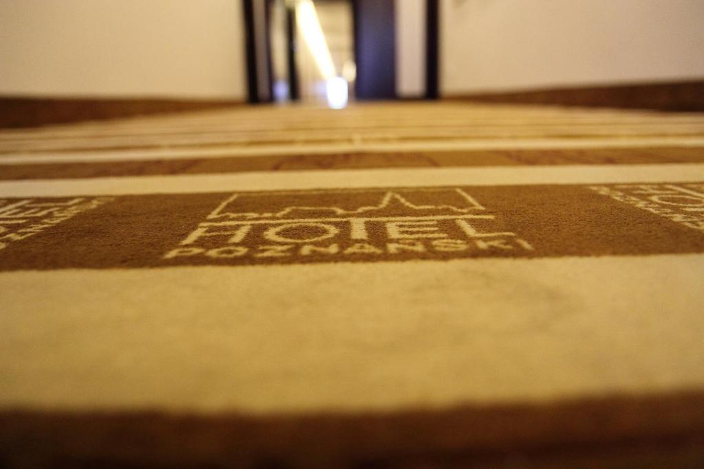 Hotel Poznanski A2 Lubon Luaran gambar